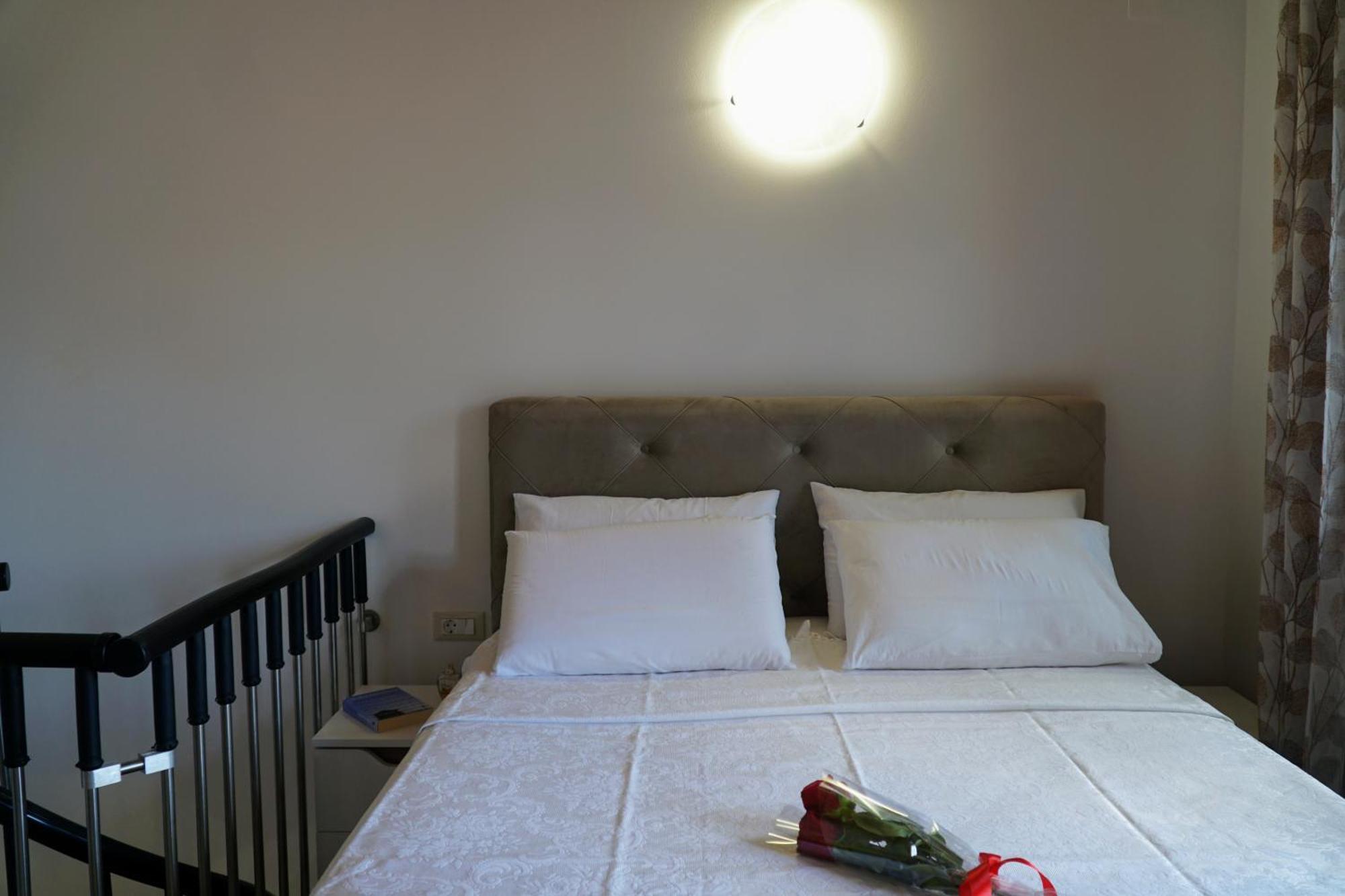 Oceanis Apartment Sými Luaran gambar